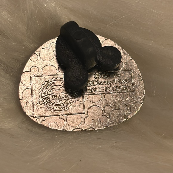 Disney Wall-E “Eve Tsum Tsum” 2018 Trading Pin - Picture 3 of 3